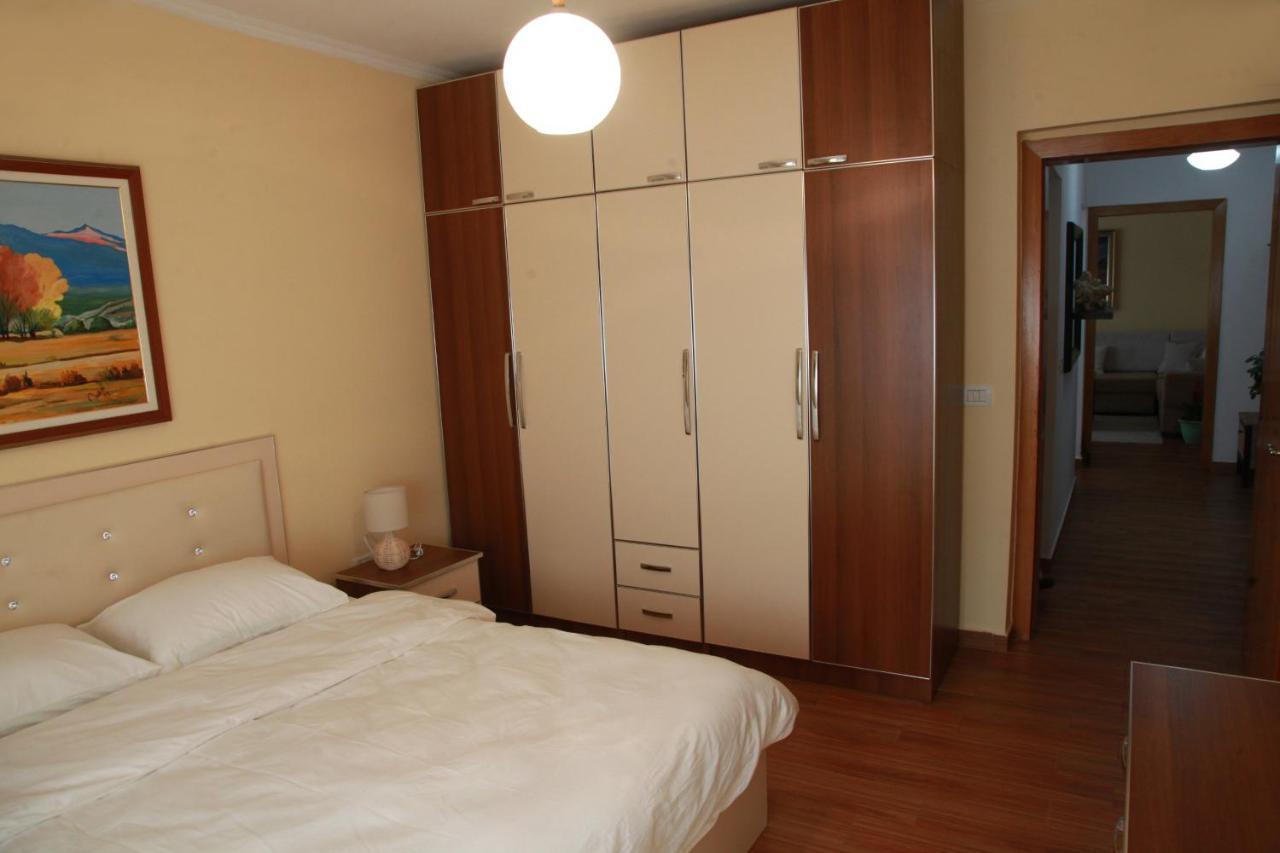 Cozy Central Apartment ติรานา ภายนอก รูปภาพ