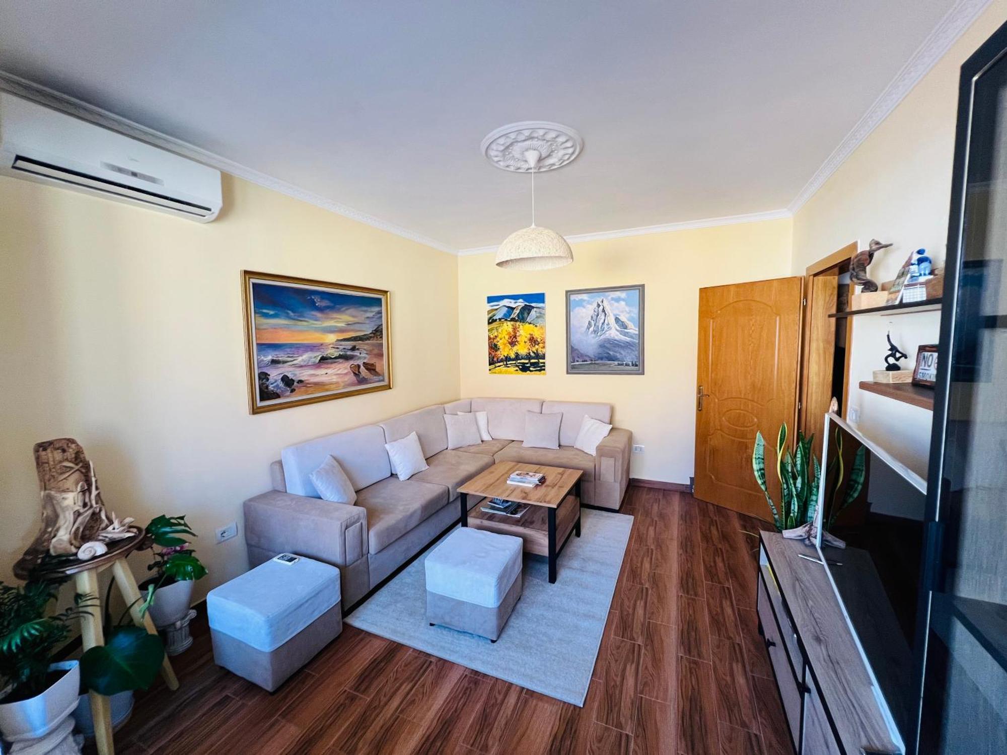 Cozy Central Apartment ติรานา ภายนอก รูปภาพ