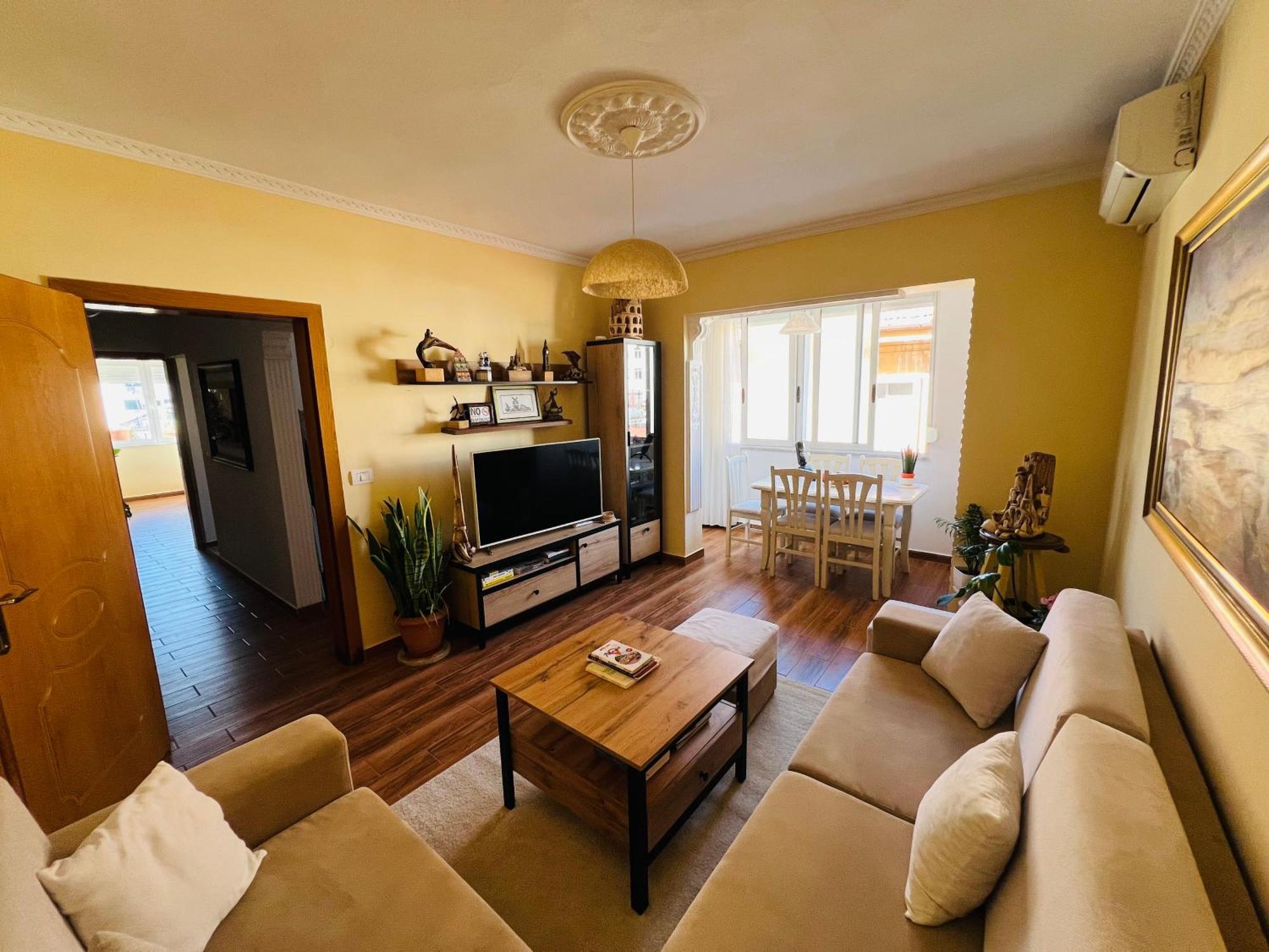 Cozy Central Apartment ติรานา ภายนอก รูปภาพ